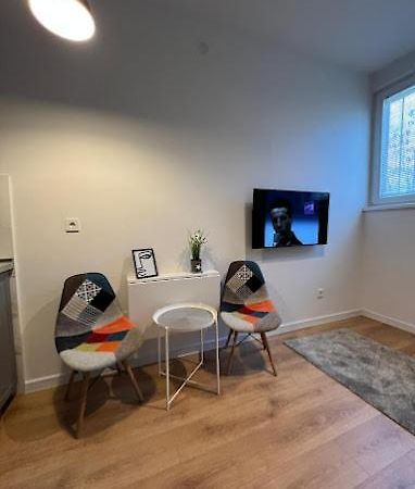 Micro 5 Luxury Apartment Zagreb Buitenkant foto