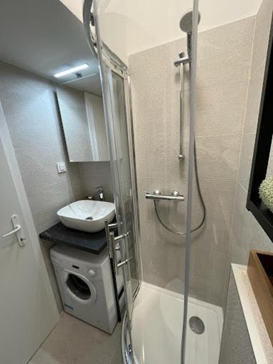 Micro 5 Luxury Apartment Zagreb Buitenkant foto